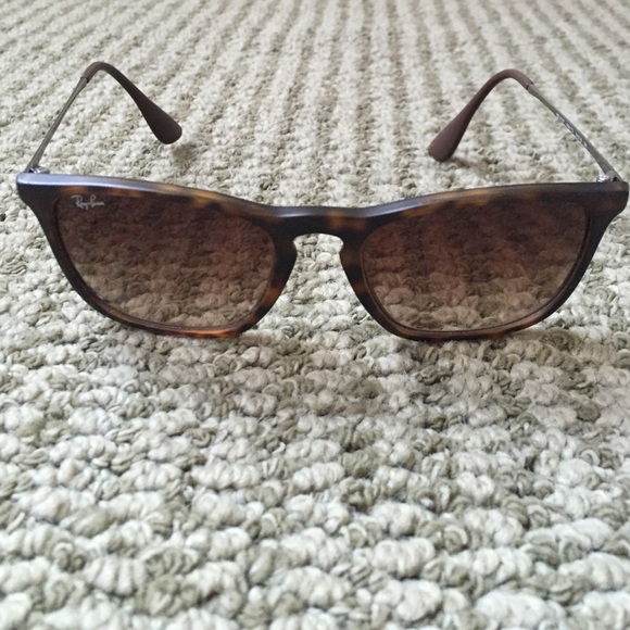 Ray-Ban Other - Squared raybans