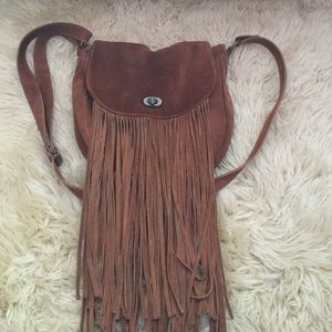 Ecoté: Crossbody Fringe Bag