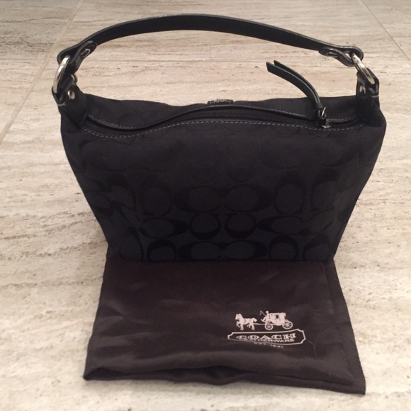 Coach purse - Picture 2 of 2