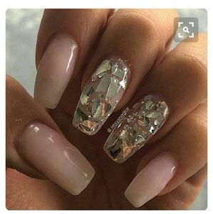 Meet your Posher, Daphnee