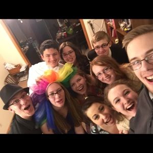 Meet your Posher, Kaylee