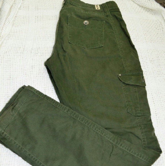 Green long Levi's Cargos
