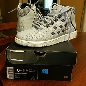 Boys Jordan Illusion shoes