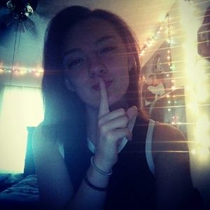 Meet your Posher, Jewel