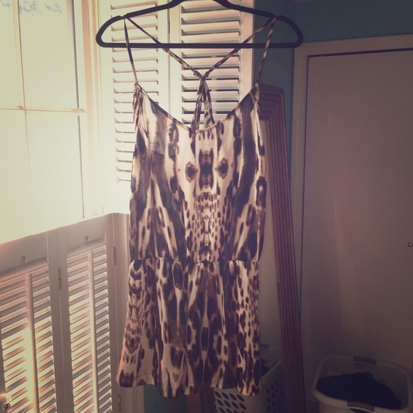 Cute Bar III leopard romper