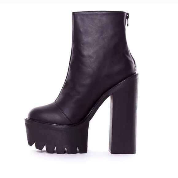 UNIF Shoes - NWOT Jeffrey Campbell Mulder Platform Boots Black