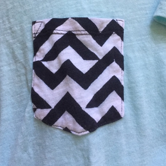 2 PINK t-shirts w/pocket - Picture 2 of 4