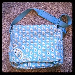 Vera Bradley messenger bag