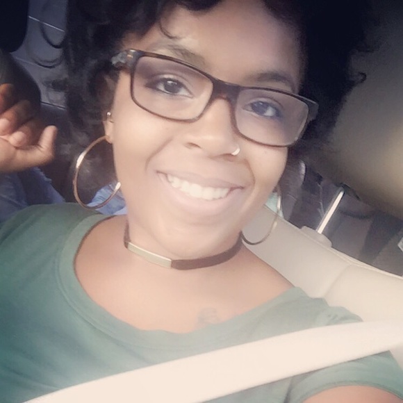 Meet your Posher, Shantel - Picture 1 of 1