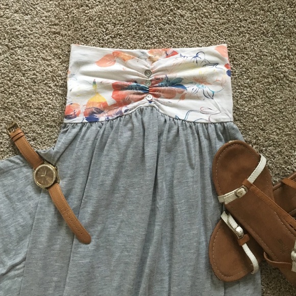 Dresses & Skirts - 🎀 BOGO 50% OFF 🎀 Strapless Maxi Dress