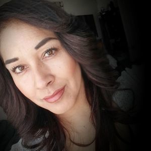 Meet your Posher, Anali