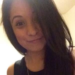 Meet your Posher, Yesi