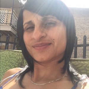 Meet your Posher, Vanessa