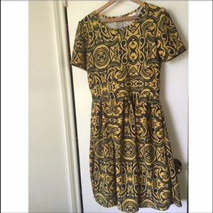 Lularoe Amelia dress with pockets!