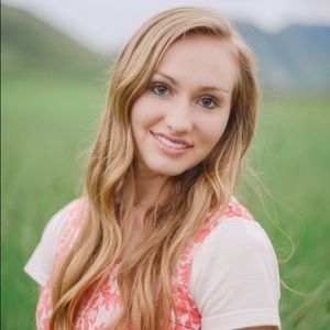 Meet your Posher, Alyssa