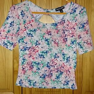 Floral Bow Back Shirt