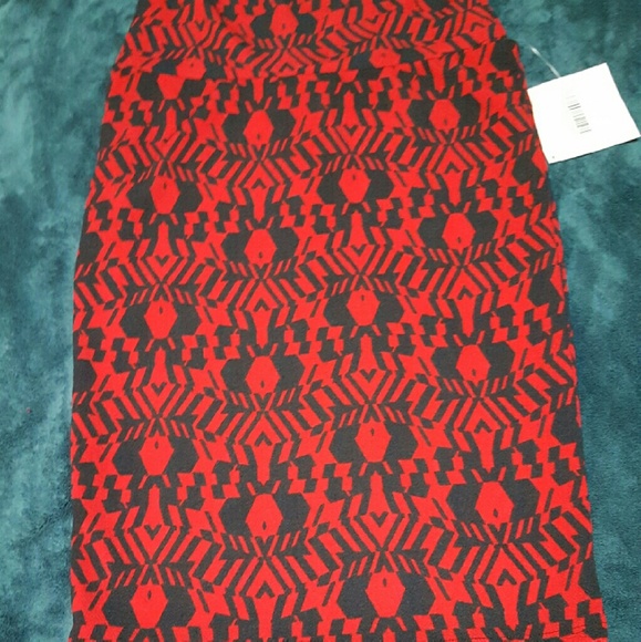 NWT LuLaRoe Cassie Skirt - m