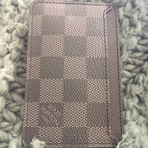 Meet your Posher, Harry