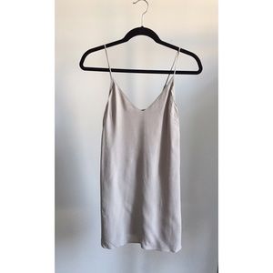 Aritzia Wilfred Free Crepe Slip (XXS)