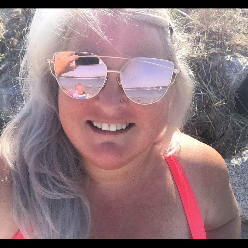 Meet your Posher, Jackie