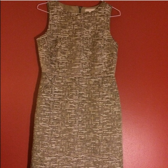 Banana Republic Dresses & Skirts - Banana Republic Dress Size 6 Gold