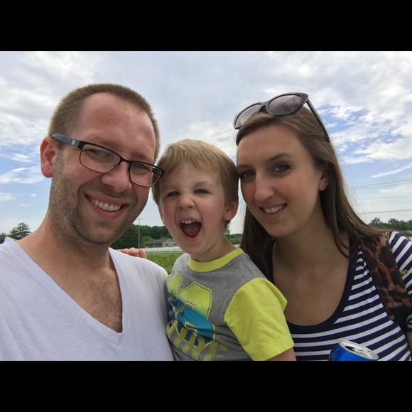 Meet your Posher, Stephanie - Picture 7 of 8