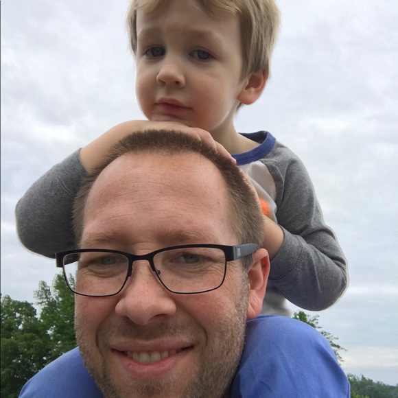 Meet your Posher, Stephanie - Picture 5 of 8