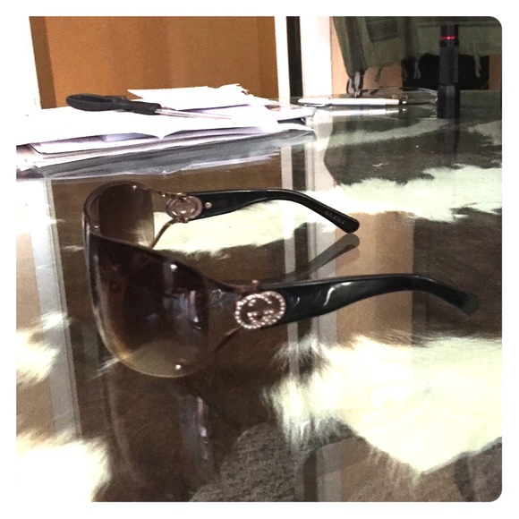 Gucci sunglasses