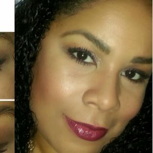 Meet your Posher, Janelle