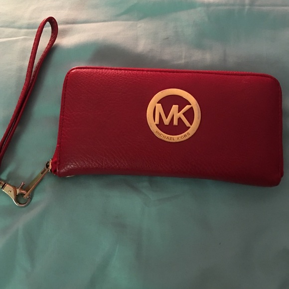 SALE Unauthentic MK wallet