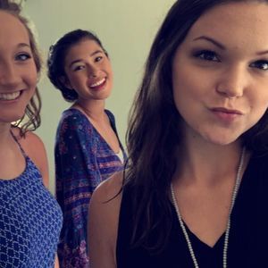 Meet your Posher, Caitlyn