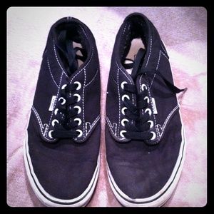 Women's black vans