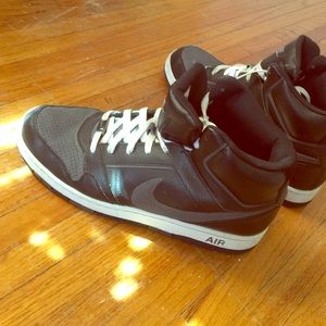 MENS Nike high tops