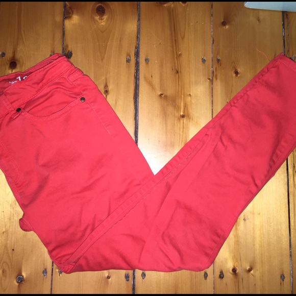 Red GAP jeggings