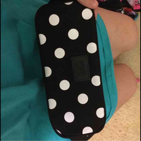 Sold on Ⓜ️ - Picture 3 of 4