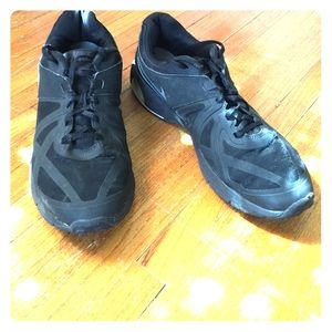 Mens black nike sneakers size 13