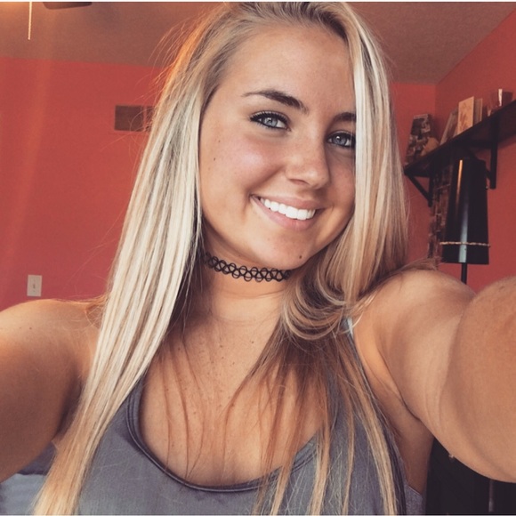 Meet your Posher, Alexa - Picture 2 of 3