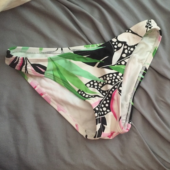 Bikini bottoms