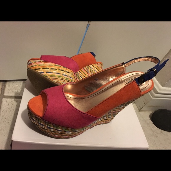 Colorful High Wedges - Picture 3 of 4