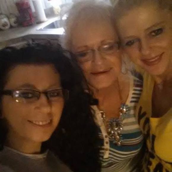 Meet your Posher, Tina