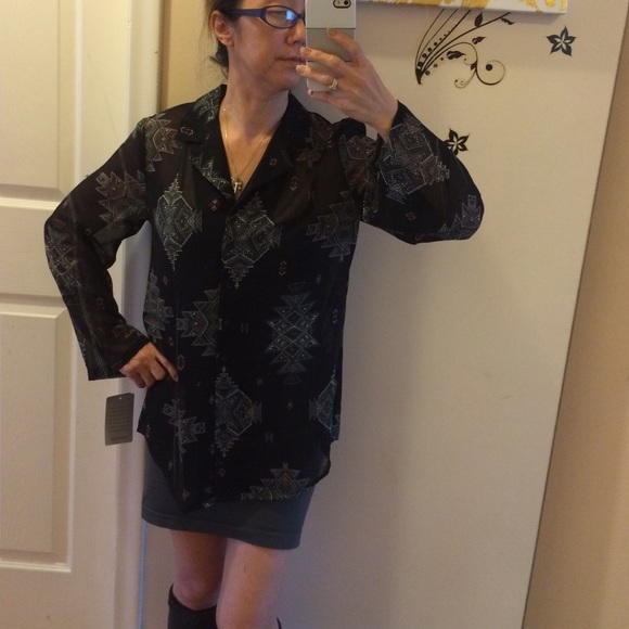 Only hearts sheer with prints button up BNWT. - Picture 1 of 4