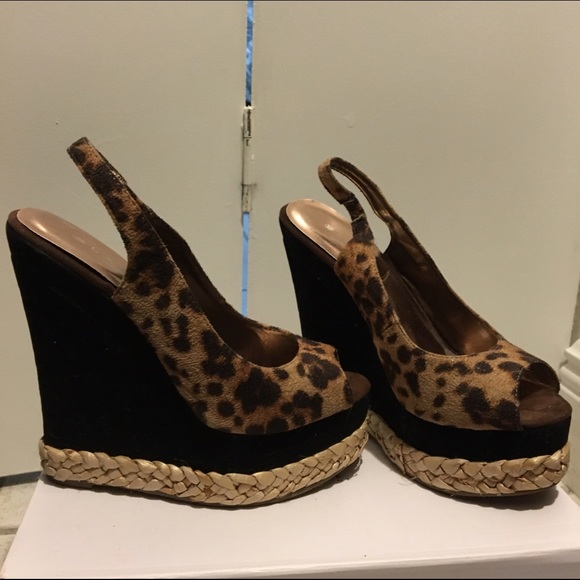 Black and Cheetah print High Wedges - Picture 2 of 4