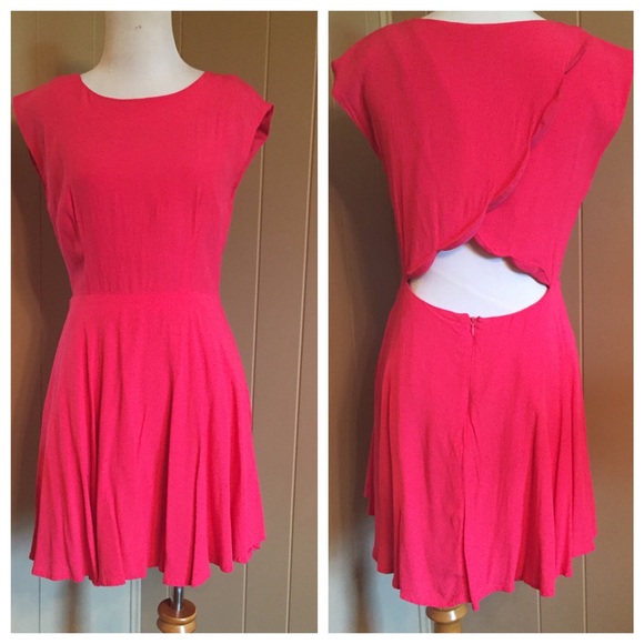 Forever 21 Dresses & Skirts - Forever 21 Hot pink skater dress with cut out