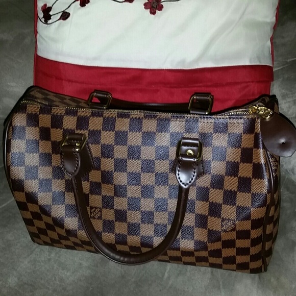 Louis Vuitton speedy 30