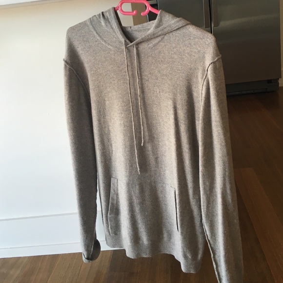 Cashmere sweater