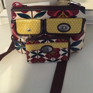 Fossil crossbody with wallet