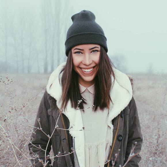 Meet your Posher, Breanna - Picture 1 of 1