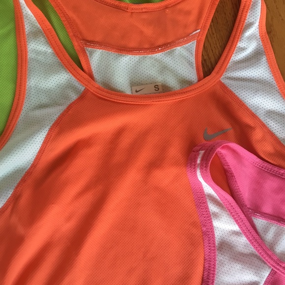 NIKE WORKOUT SHIRTS - Picture 3 of 4