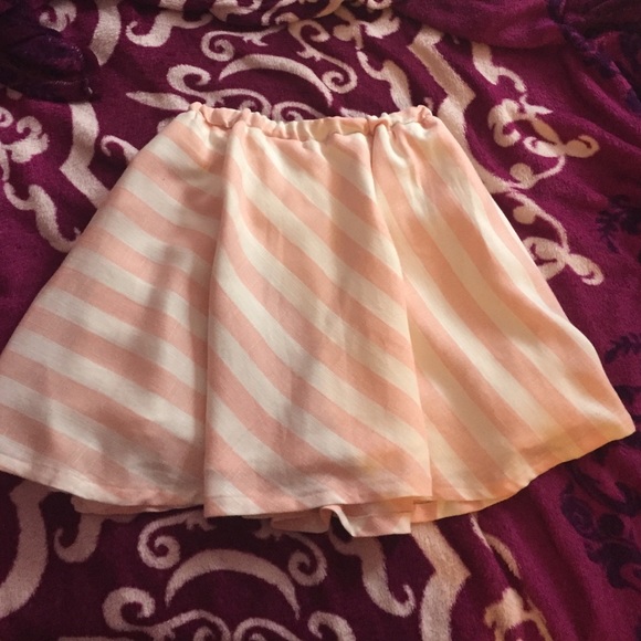 Handsewn thick and bouncy skater skirt