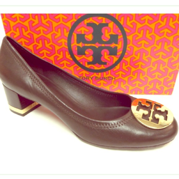 Tory Burch brown pumps